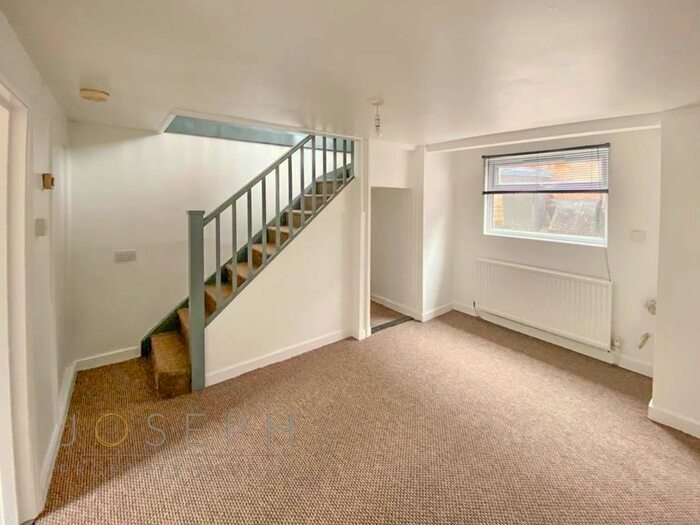 1 Bedroom Flat To Rent In Garrison Lane, Felixstowe, IP11