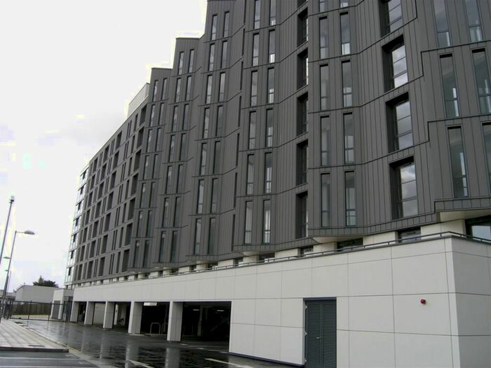 1 Bedroom Flat To Rent In Milliners Wharf, Munday Street, Manchester, M4