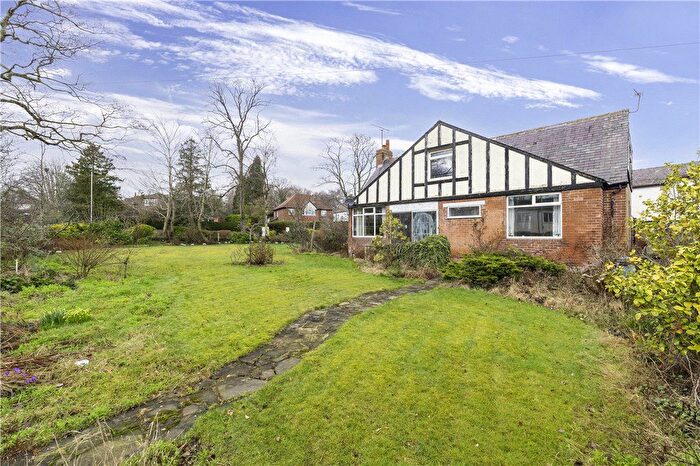 5 Bedroom Detached House For Sale In Broomfield, Leeds, West Yorkshire, LS16