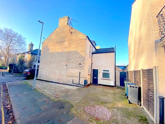 1 Bedroom Flat To Rent In Fisher Street, Cambridge, CB4