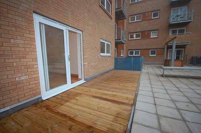 1 Bedroom Flat To Rent In Cherrydown East, Basildon SS16