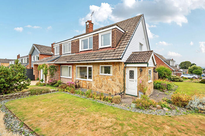 3 Bedroom Semi-Detached House For Sale In Hall Park Avenue, Horsforth, Leeds, West Yorkshire, LS18