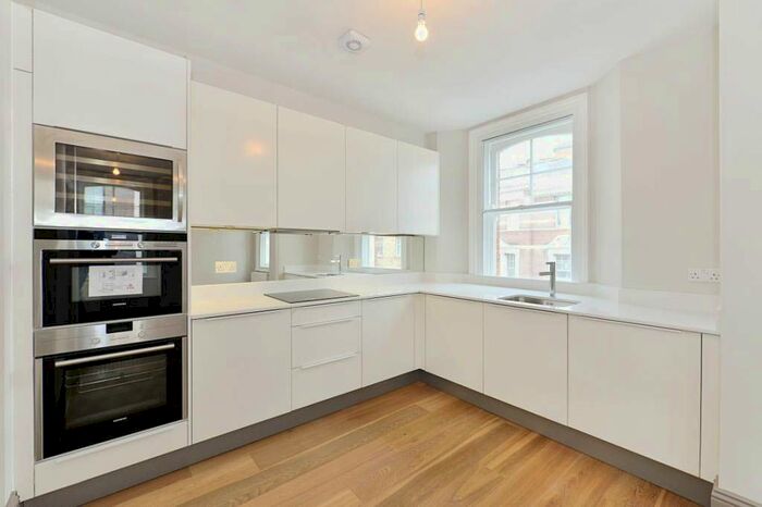 2 Bedroom Flat To Rent In Goodge Street, London, W1T