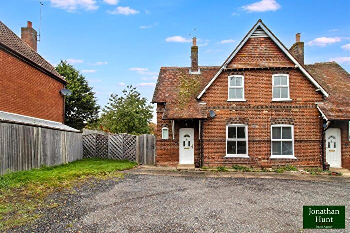 3 Bedroom Cottage For Sale In High Street, Walkern, SG2