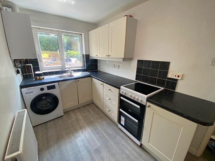 2 Bedroom Maisonette To Rent In Sandy Croft, Sutton Coldfield., B72