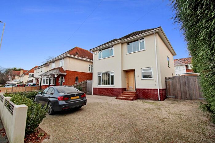 3 Bedroom Detached House To Rent In Woodside Road, Lower Parkstone, Poole, BH14