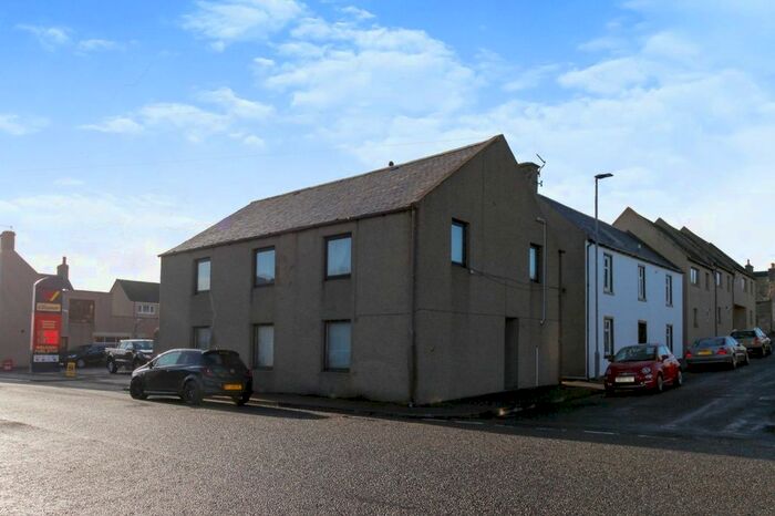 2 Bedroom Flat To Rent In King Street, Lossiemouth, Morayshire, IV31