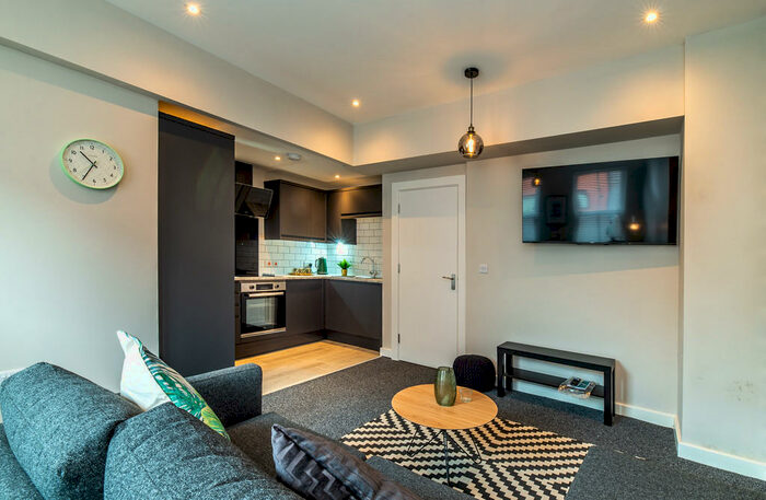 2 Bedroom Flat To Rent In The Maze, North Sherwood St, NG1