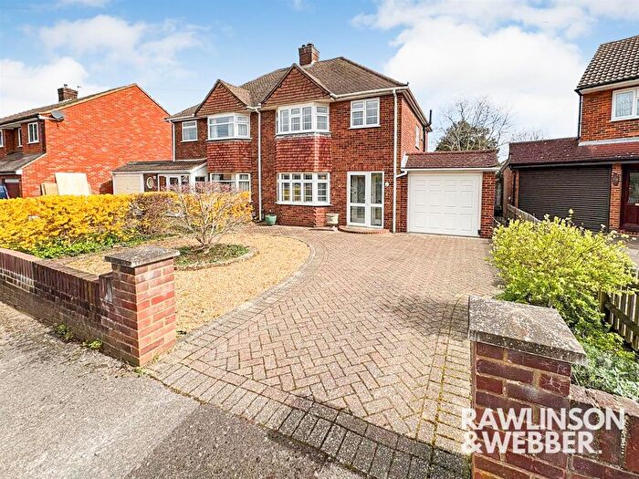 3 Bedroom Semi Detached House For Sale In Cherry Orchard Gardens, West Molesey, KT8