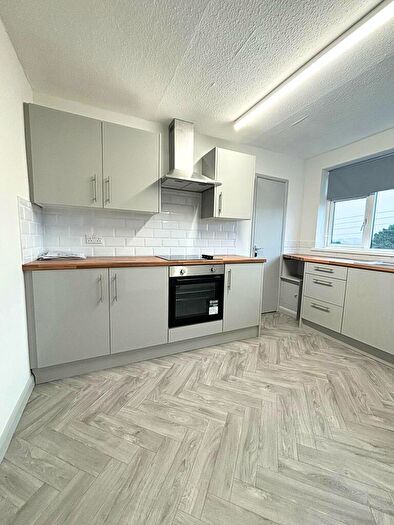 2 Bedroom Flat To Rent In Park Crescent, Washingborough, LN4