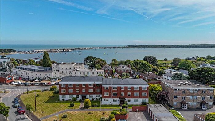 3 Bedroom Apartment For Sale In Mudeford Lane, Mudeford, Christchurch, BH23