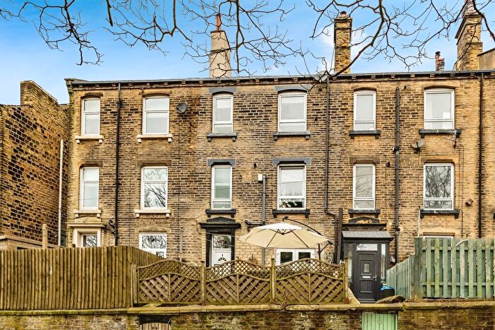 3 Bedroom Terraced House For Sale In Hollins Terrace, Triangle, Sowerby Bridge, HX6