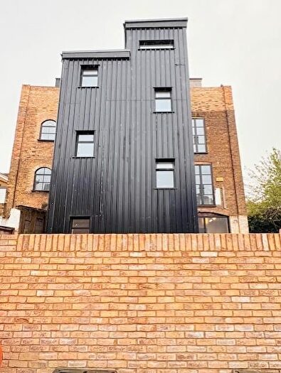 2 Bedroom Flat To Rent In Monkton Street, Ramsgate, CT11