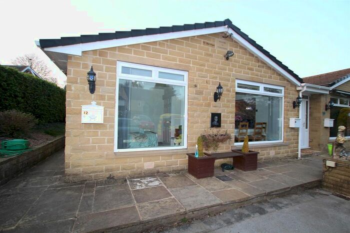 3 Bedroom Semi-Detached House To Rent In Latham Lane, Gomersal, Cleckheaton, BD19