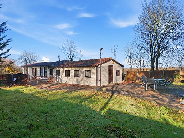 3 Bedroom Detached Bungalow For Sale In Curtis Mill Lane, Navestock, RM4