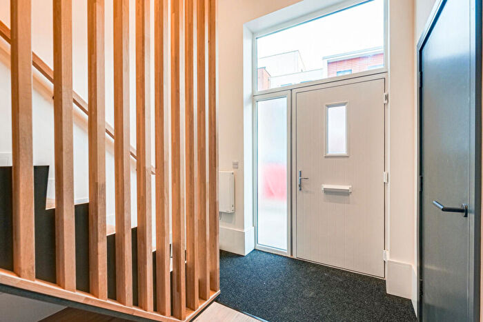 3 Bedroom Apartment For Sale In Surbiton Road, Southend-on-Sea, SS1