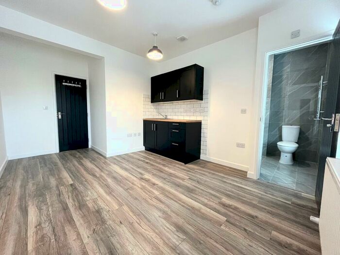 Studio To Rent In Dogsthorpe Road, Studio, Peterborough, PE1