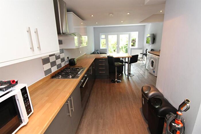 7 Bedroom House To Rent In Treherbert Street, Cathays, Cardiff, CF24