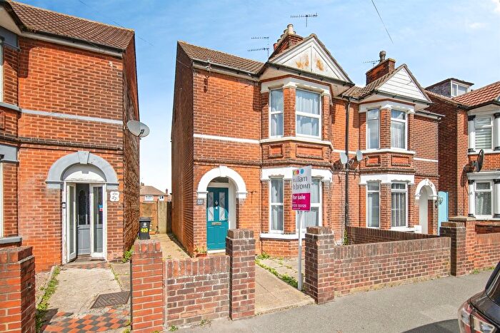 3 Bedroom Semi Detached House For Sale In Main Road, Harwich, CO12