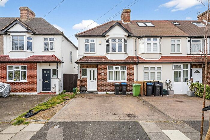 3 Bedroom End Terrace House For Sale In Mostyn Road, London, SW19