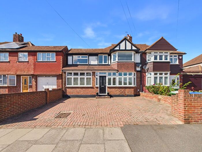 5 Bedroom Semi Detached House For Sale In Sidcup, Kent, DA15