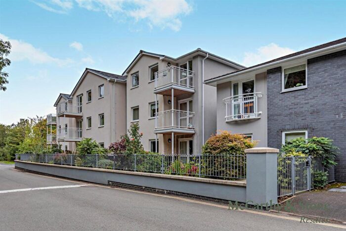 1 Bedroom Apartment For Sale In Rivers Edge Court, Oaklands Drive, Okehampton, EX20