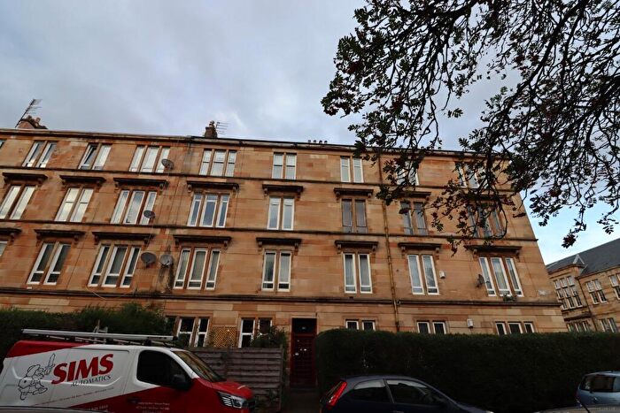 3 Bedroom Flat To Rent In Roslea Drive, Dennistoun, Glasgow, G31