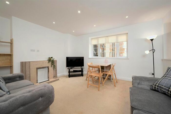2 Bedroom Flat To Rent In Shoot Up Hill, London, NW2