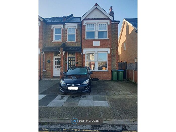 2 Bedroom Flat To Rent In Bercta Road, London, SE9