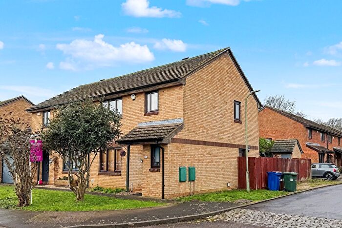 3 Bedroom Semi-Detached House For Sale In Montgomery Road, Caversfield, Bicester, OX27
