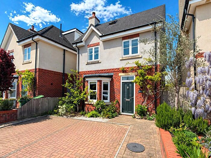 4 Bedroom Detached House For Sale In Melksham Road, Holt, BA14