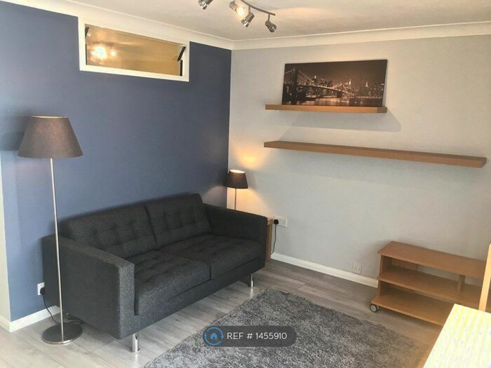 1 Bedroom Flat To Rent In Handcross Road, Luton, LU2