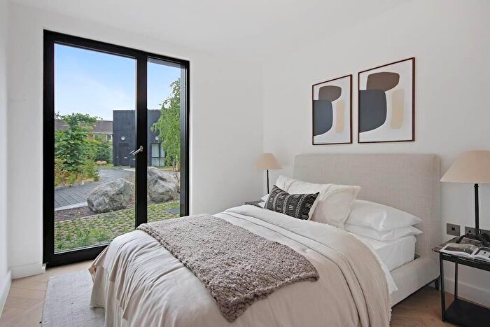 1 Bedroom Flat To Rent In Bell Foundry Close, Croydon, London, CR0