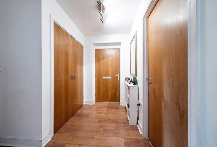 2 Bedroom Flat For Sale In Derwent Court, Riverside Close, Romford, RM1