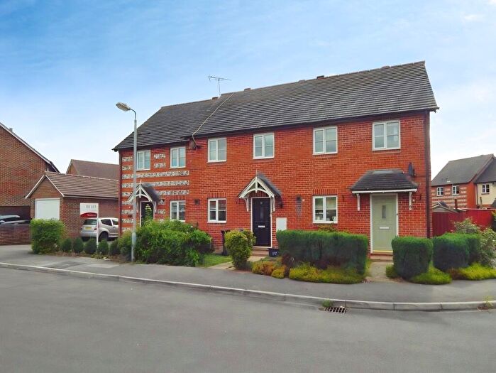 2 Bedroom Terraced House To Rent In Beauchamp Drive, Amesbury, SP4