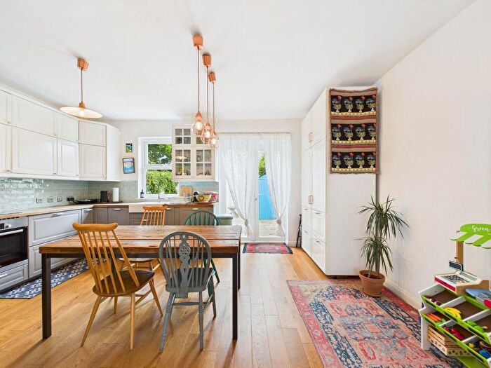 2 Bedroom End Of Terrace House For Sale In Victor Street, Bristol, BS5