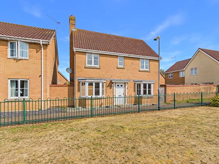 4 Bedroom Detached House For Sale In Mason Gardens, West Winch, King's Lynn, PE33