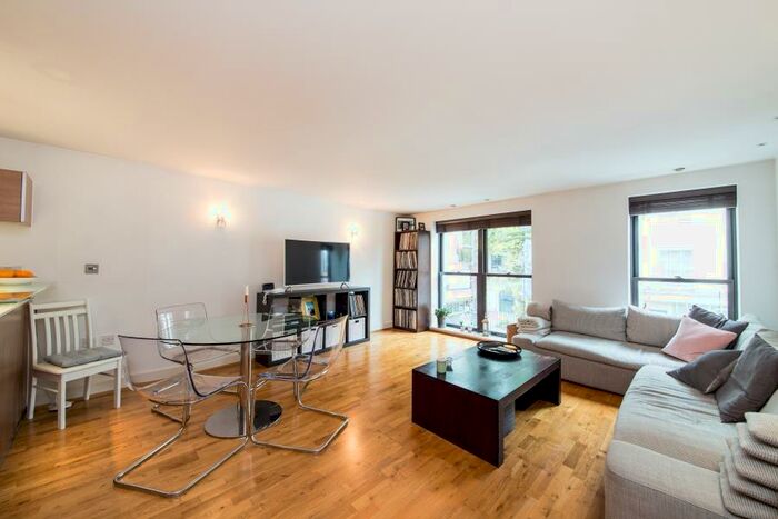 1 Bedroom Flat To Rent In Arlington Road, Camden, NW1