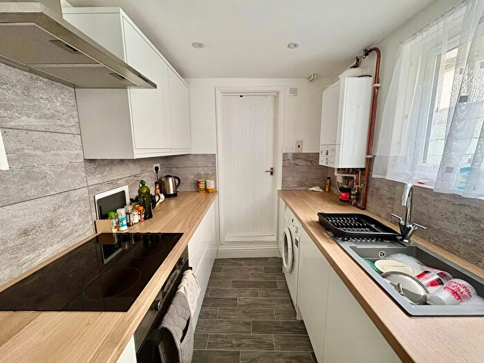 3 Bedroom Terraced House To Rent In Hartington Street, Chatham, ME4