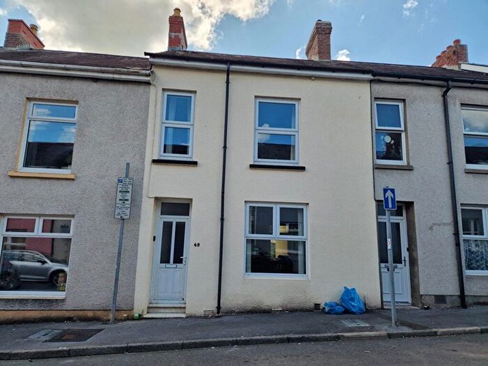 3 Bedroom Terraced House To Rent In Parcmaen Street, Carmarthen, SA31
