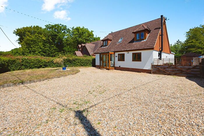 4 Bedroom Detached House For Sale In Redbrook Street, Ashford, TN26