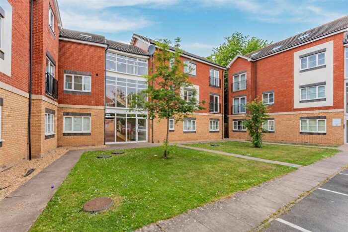 2 Bedroom Property For Sale In , Isabelle Court, Kettering, NN16