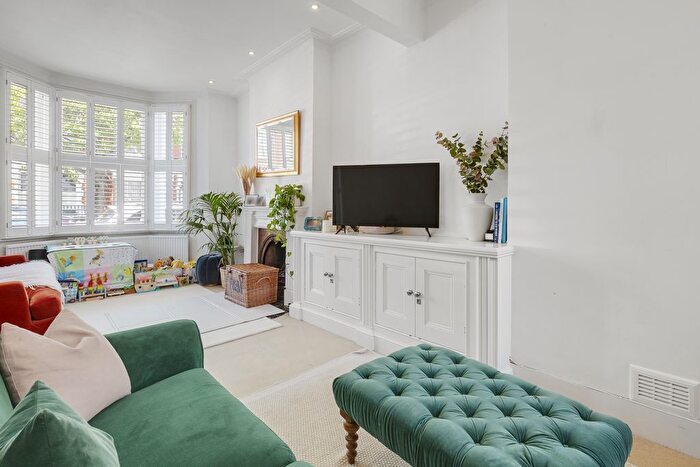 3 Bedroom Terraced House To Rent In Glendarvon Street, Wandsworth, SW15