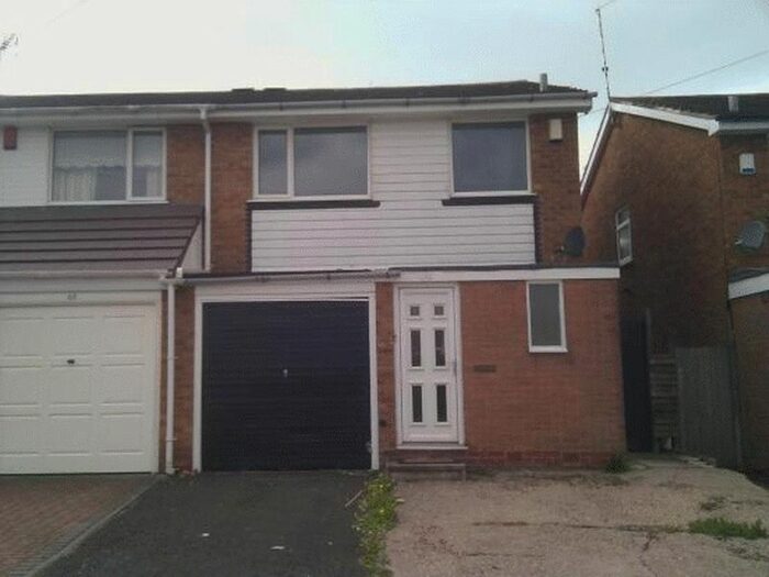 3 Bedroom Semi-Detached House To Rent In Frederick Road, Selly Oak, Birmingham, B29