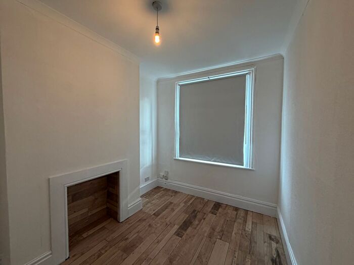 3 Bedroom Terraced House To Rent In Quarry Street, Rotherham, S62