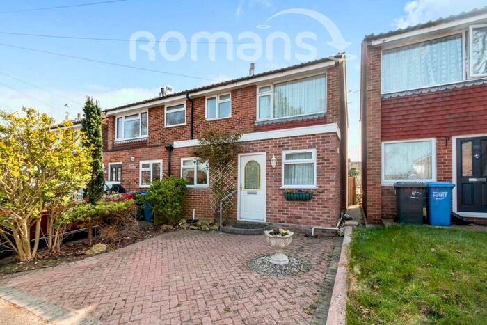 3 Bedroom Semi-Detached House To Rent In Foxley Close, GU17