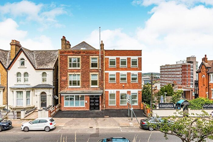 1 Bedroom Flat To Rent In New Road Avenue, Chatham, Kent, ME4