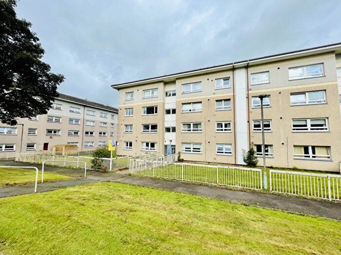 2 Bedroom Flat For Sale In Chapel Street, Airdrie, ML6