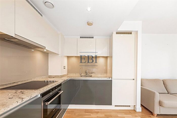 1 Bedroom Flat For Sale In Landmark East Tower, Marsh Wall, E14
