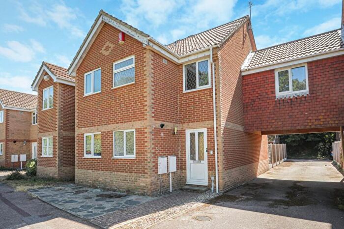 2 Bedroom End Of Terrace House For Sale In Naylands, Margate, Kent, CT9